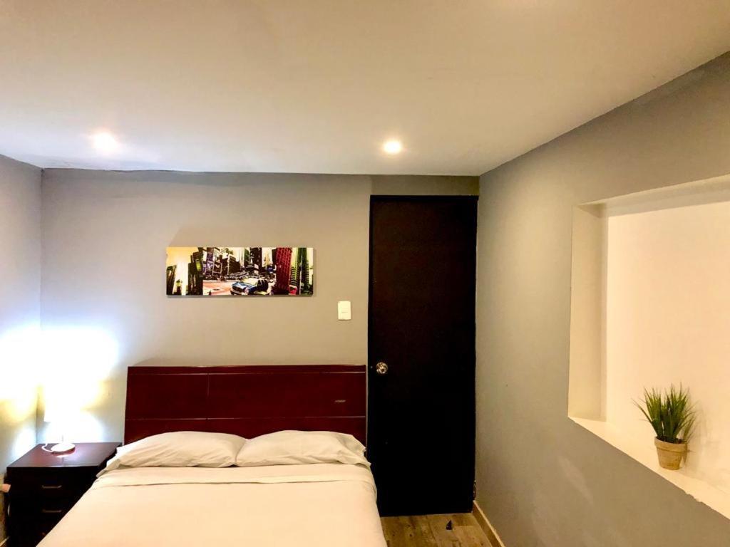 Bogotá Rooms Heroes Esterno foto