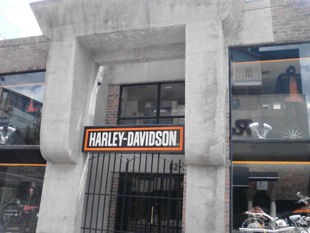 Bogotá Rooms Heroes Esterno foto